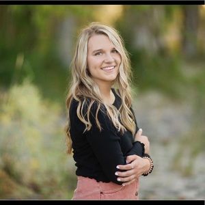 Meet your Posher, Hailey